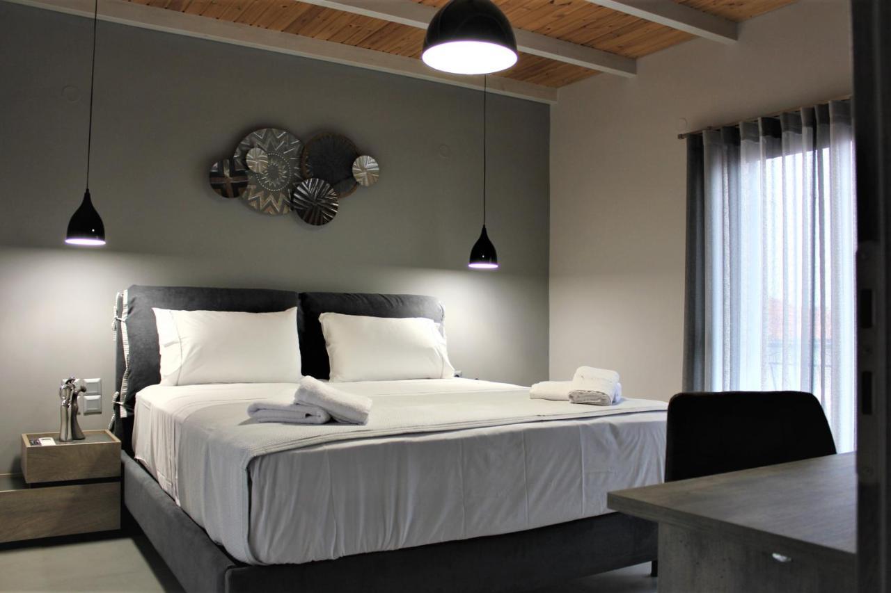 The Victoria-City Apartment Lefkáda Esterno foto